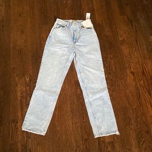 Abercrombie & Fitch The ‘90s Straight Ultra High Rise Curve Love Jeans Size 28